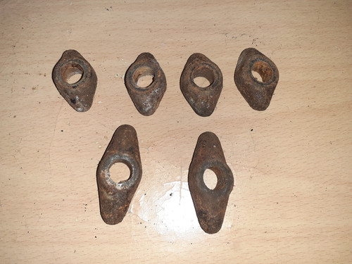 Triumph manifold clamps - manifold,