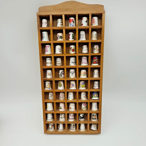 Vintage thimble display - vintage, case