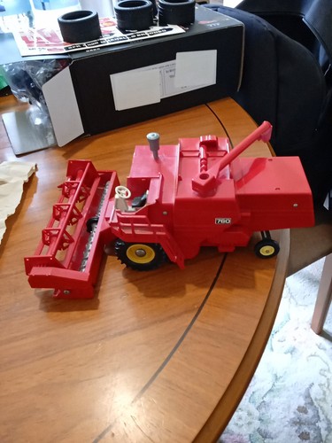 Britains massey ferguson 760 - massey,