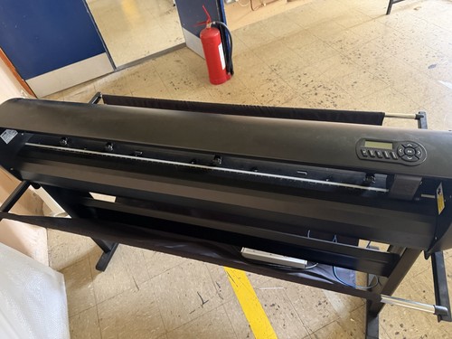 Secano vinyl plotter - vinyl, plotter/cutter