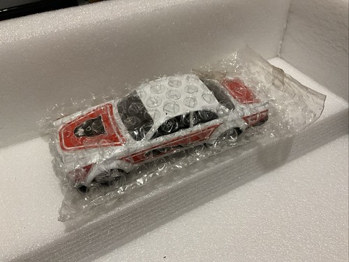 Dinky toys 219 jaguar - dinky,