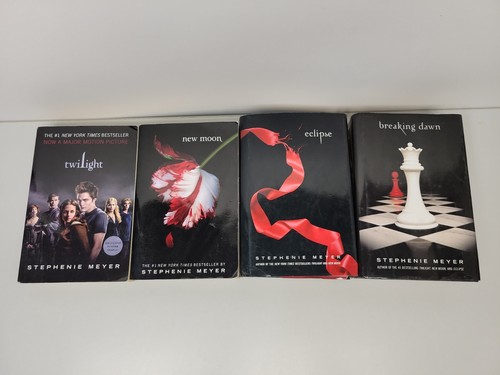 Lot twilight saga book - of,