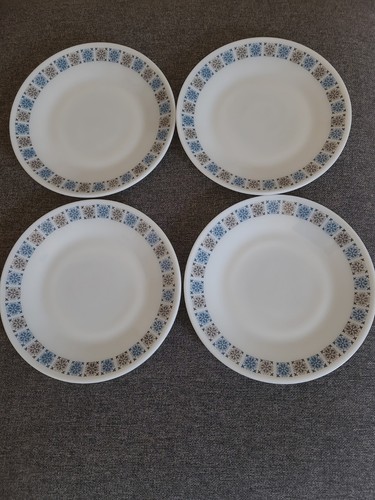 Vintage retro jaj - vintage/,