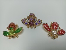 Lot vintage Joan rivers brooch pin bee