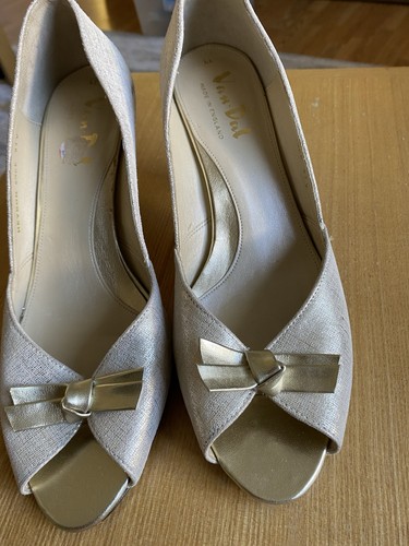 Van dal peep toes size - van, 6.5ee