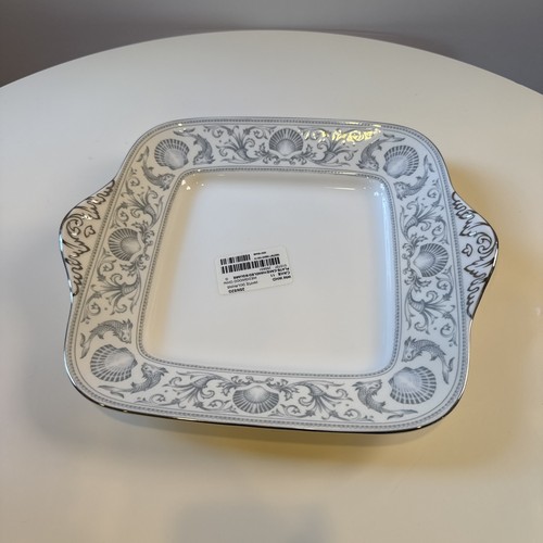 Wedgwood dolphins r4652 bone - wedgwood,
