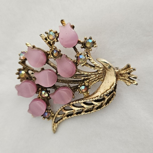 Gold tone metal - gold, flower