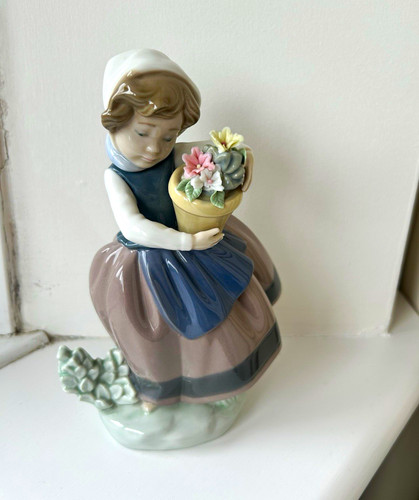 Lladro porcelain spring - lladro, ‘spring’