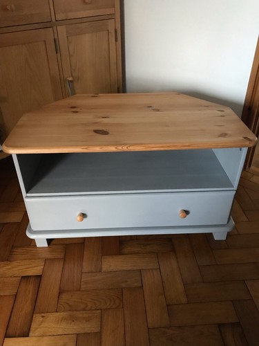 Corner unit cycled solid - tv,