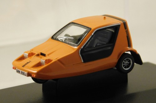 Bond bug orange 1 - bug, orange-