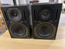 Behringer B3030A Truth Active