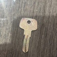 Snap On / Blue Point Tool Box Roll Cab Vintage Lock Replacement Key D1251