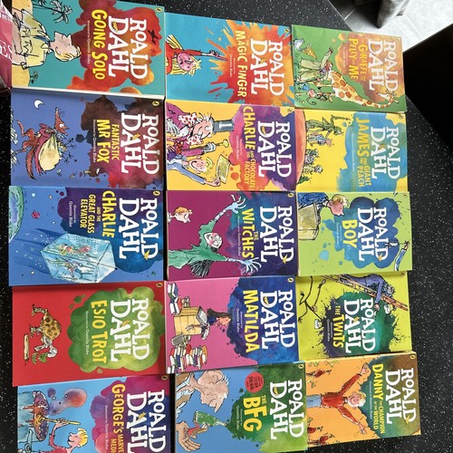 Ronald dahl book collection - collection, 15