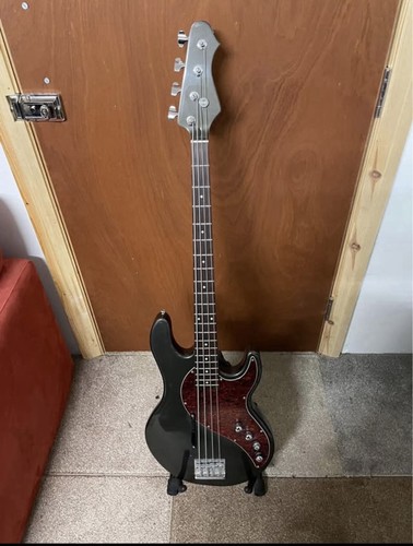 Rare line variax bass - 🔥,