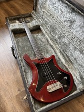1978 Guild B301 Bass with hard