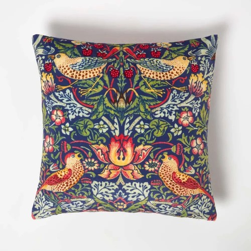 William morris strawberry - william,