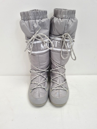 Moon boots the - moon,