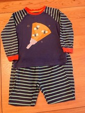 Frugi Fire Flies In Flashlight