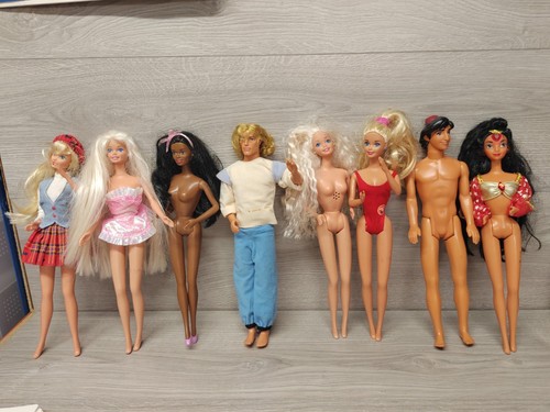 Barbie dolls bundle - dolls,