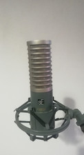 sE Electronics R1 Ribbon Mic