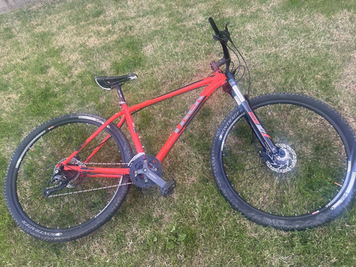 Trek red 29in - trek,
