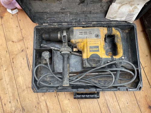 Dewalt sds max d25601 - d25601, volt