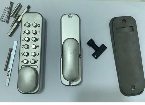 Push button door - door, lock