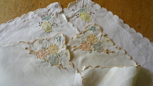 Vintage embroidered irish - ,