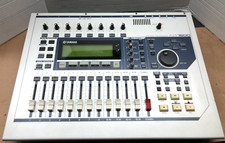 Yamaha AW16G 16-Track Digital Audio Workstation /  POWERS ON / PARTS ONLY