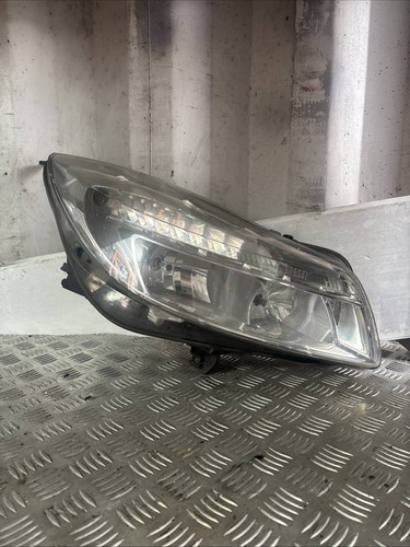 Vauxhall insignia front - vauxhall,