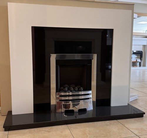 Square mantel in - 'square',