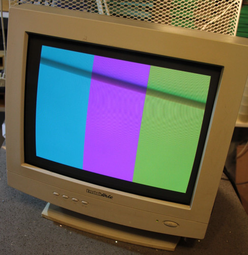 Crt vibrant color - 17",