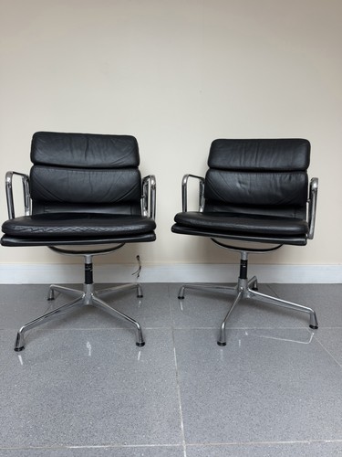 Two vitra 208 - two, black