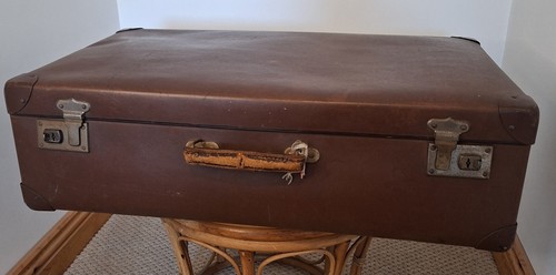 Vintage brown hardshell - vintage,