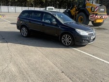 Vauxhall Astra H breaking estate/van