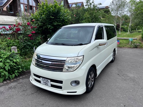 Classic 2005 nissan elgrand - classic,