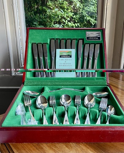 Vintage oneida pieces - oneida,