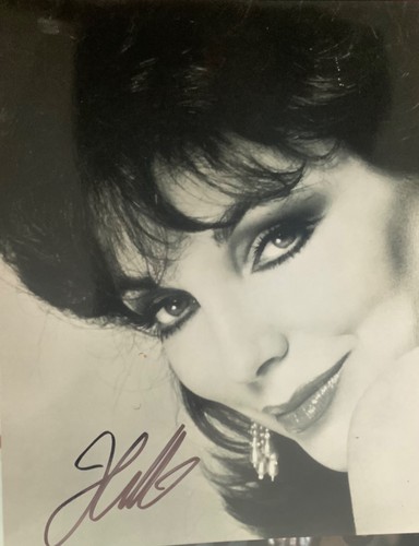 Joan collins signed - collins, autograph