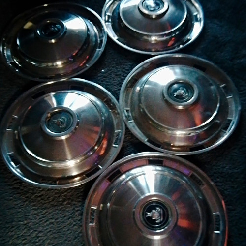 Rover wheel trims hub caps - rover,