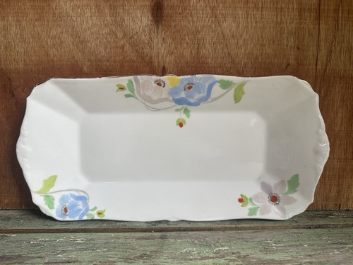 Vintage art deco hand - art, painted