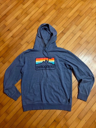 Patagonia box logo black - box,