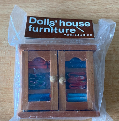 Astu dolls house furniture - dolls,