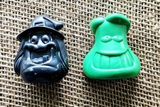 2 Gogos Crazy Bones McDonalds Monster Bones Black Witch & Green Cool Dude 2"