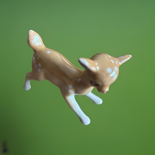 Vintage deer fawn figurines - fawn,