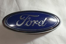GENUINE FORD FOCUS FRONT GRILL