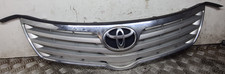 Toyota Avensis front grill