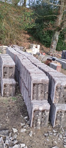 Double roman roof tiles - , no