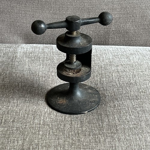 Robert welch vintage cast iron - welch,