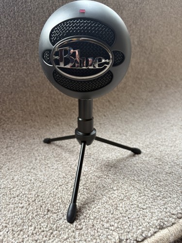 Blue snowball microphone - blue,