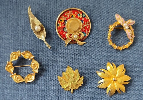 Bundle lot six vintage - a,